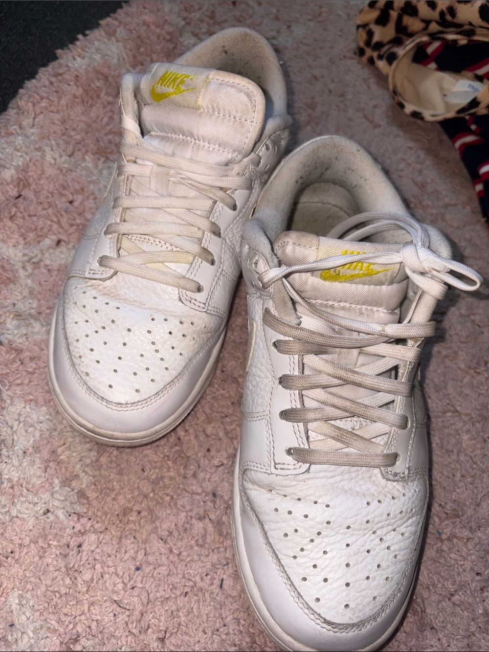 Nike White Leather Low-Top Sneakers with Yellow Tongue Logo